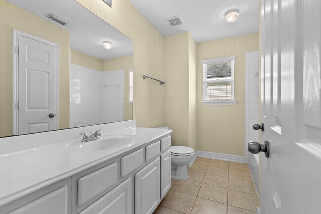 Building Photo - 6007 Marble Hollow Ln