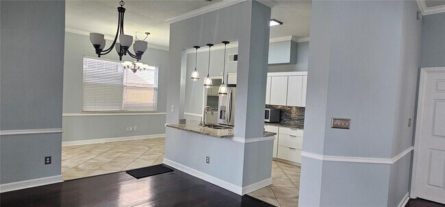 Building Photo - 14321 Mandolin Dr