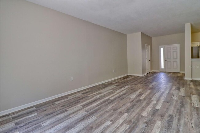 Building Photo - 8509 Broken Willow Ct
