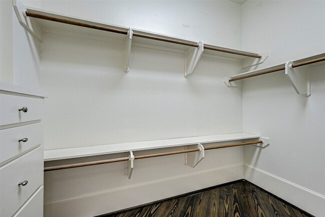 Building Photo - 3128 Alabama Ct