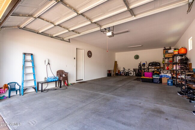 Building Photo - 12637 W Cassia Trail
