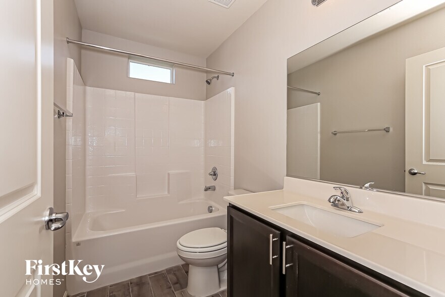 Building Photo - 3628 Monkfish Ct