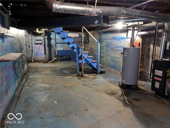 Building Photo - 607 N Sherman Dr