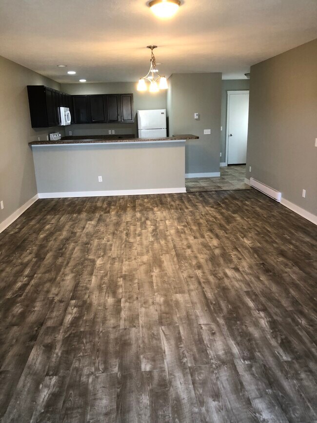 Building Photo - 1243 Terrace Bluff Dr