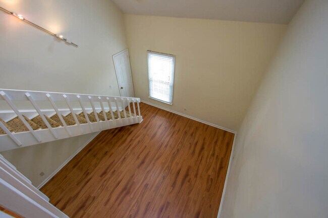 Building Photo - 1210 Stockley Gardens