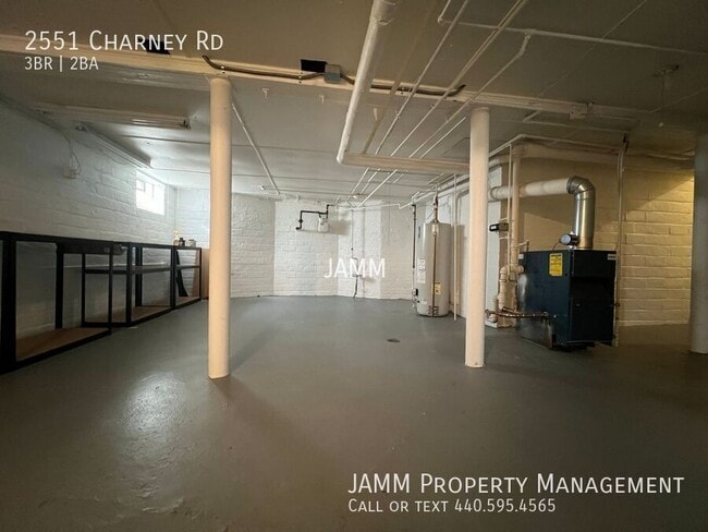 Building Photo - 2551 Charney Rd