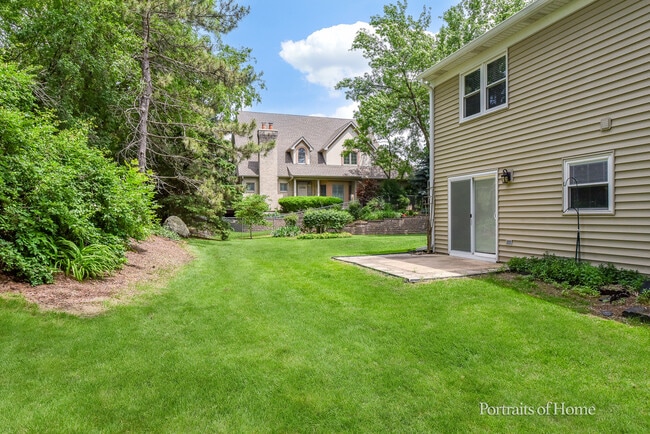 Building Photo - 453 Kensington Ct