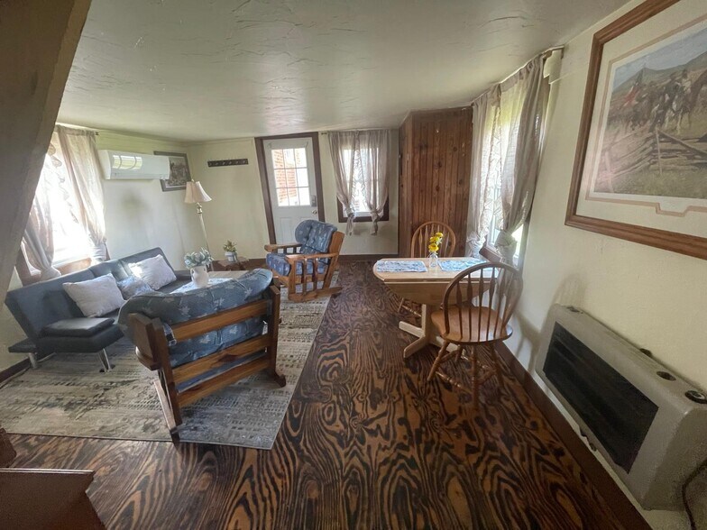 Building Photo - 350 Hilltown Rd