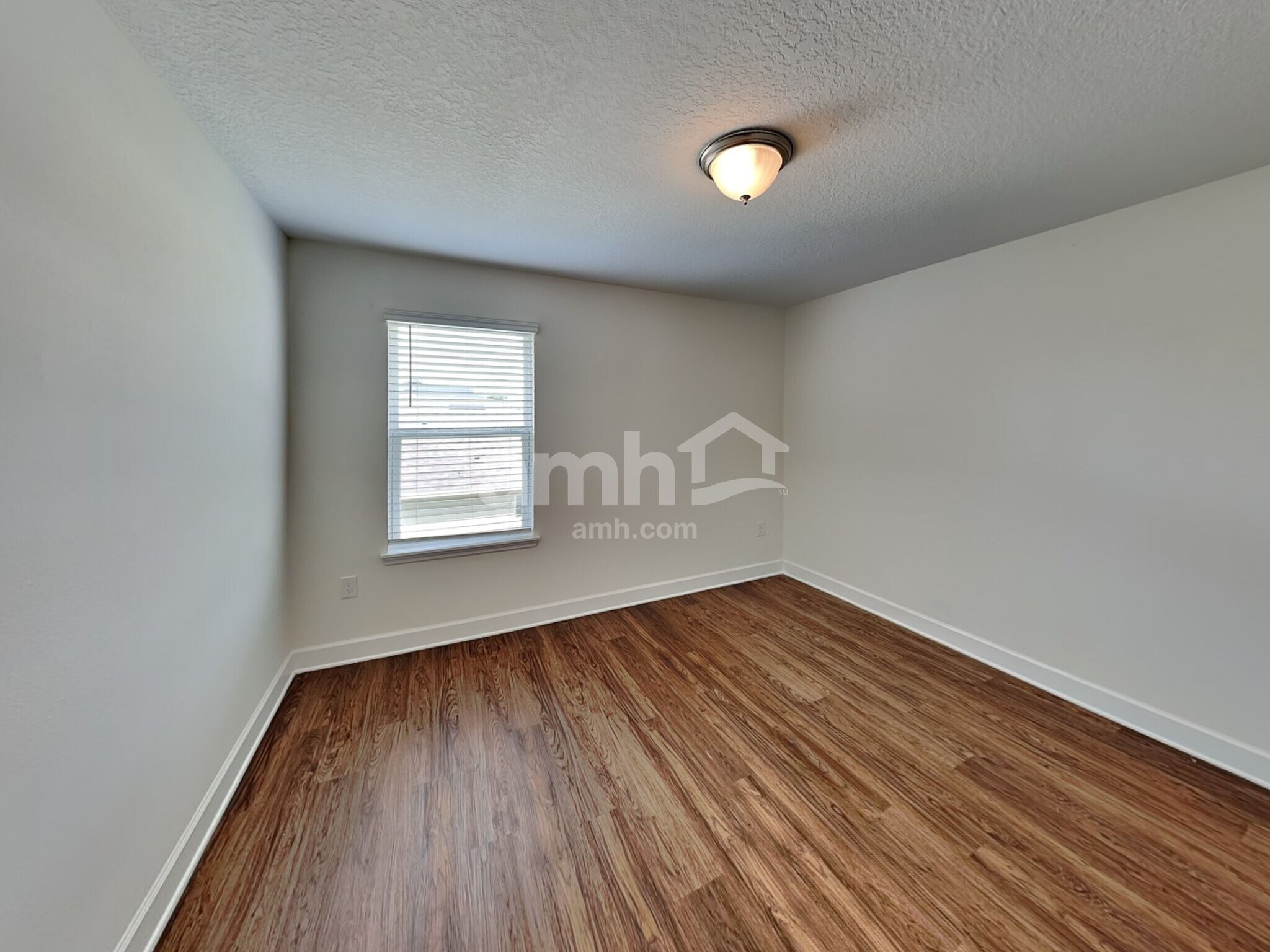 Building Photo - 2043 Pirie Pl