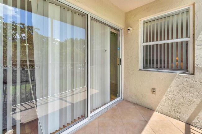 Building Photo - 9511 Weldon Cir