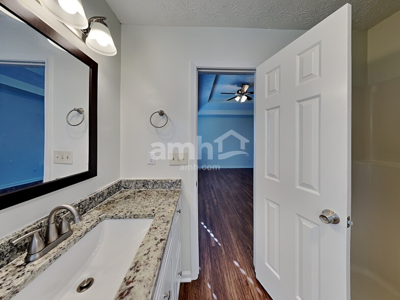 Building Photo - 2718 Ridgely Ct