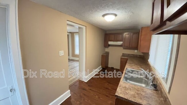 Building Photo - 1104 Fourteenth Avenue