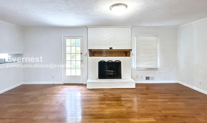 Building Photo - 5151 Vivid Dr SW