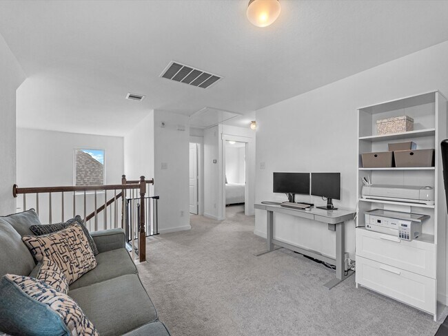 Building Photo - 15410 Cordach Dr