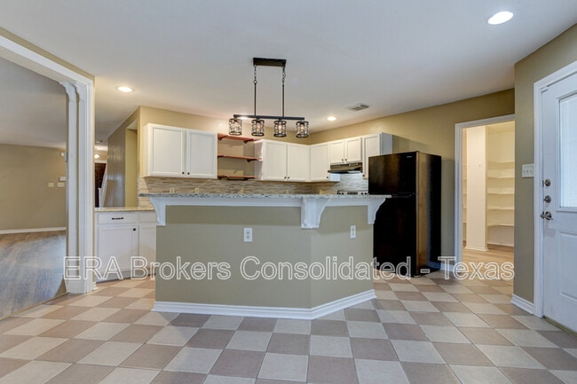 Building Photo - 7427 Northallerton