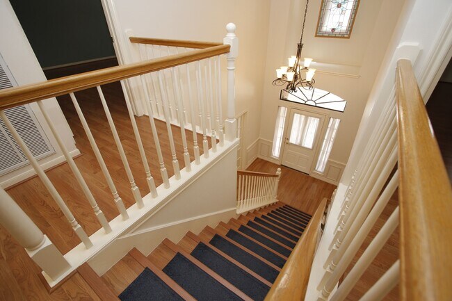 Building Photo - 13618 Shadow Falls Ct