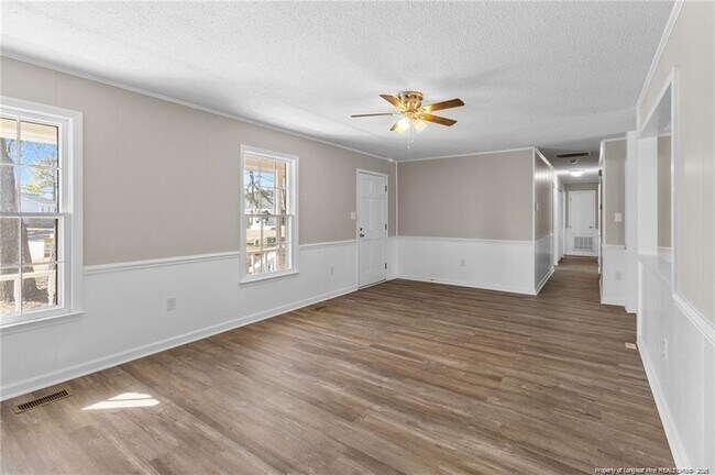 Building Photo - 3101 Ansley Dr