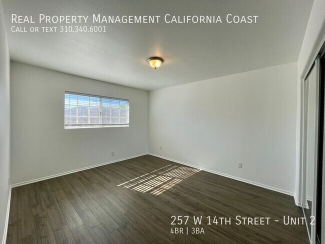 Building Photo - 257 W 14th St