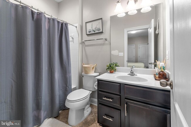 Building Photo - 726 River Mist Dr