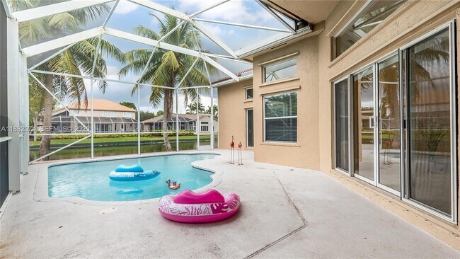 Building Photo - 10337 NW 53rd Ct