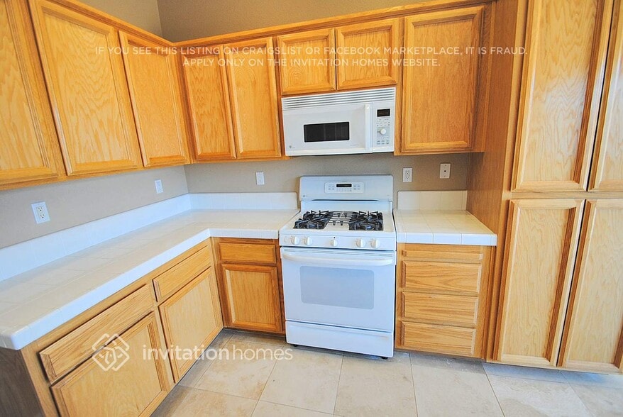 Building Photo - 691 Aspen Meadows Way