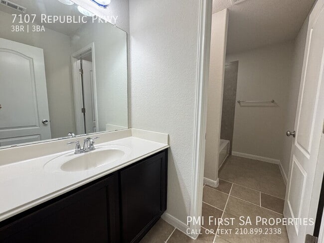 Building Photo - 7107 Republic Pkwy