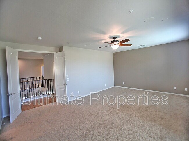Building Photo - 14482 W La Reata Ave