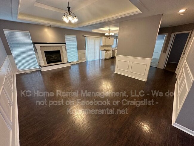 Building Photo - 625 NW Rosaceae Dr