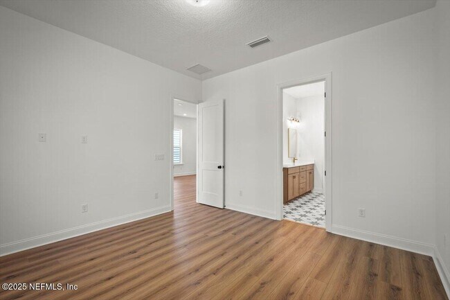 Building Photo - 196 Zephyr Dr