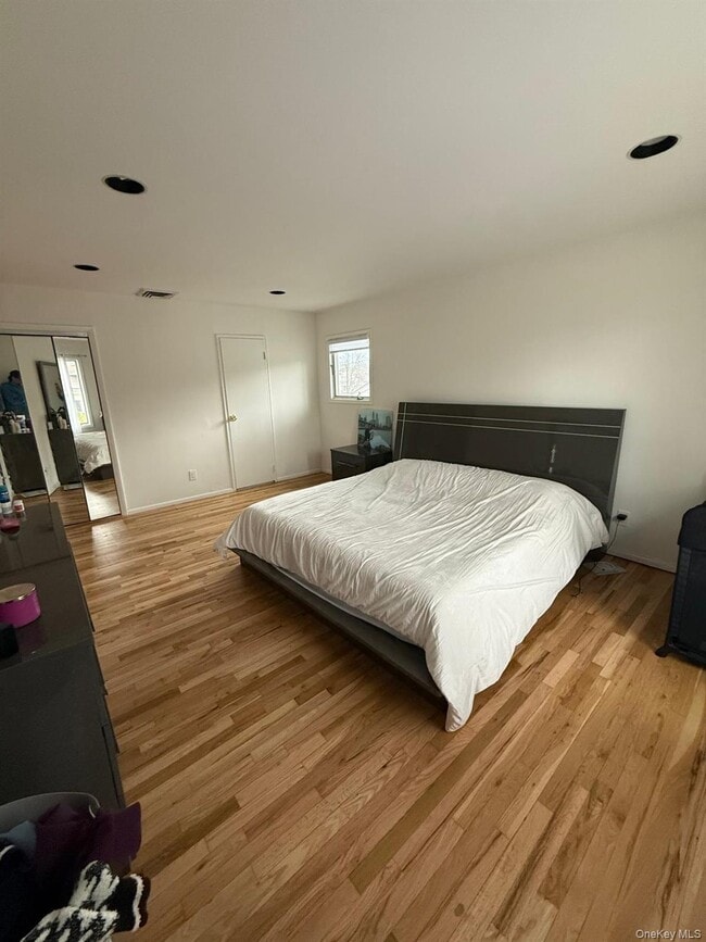 Building Photo - 23 Geoffrey Ln