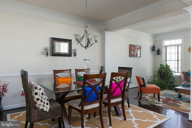 Building Photo - 42607 Offenham Terrace