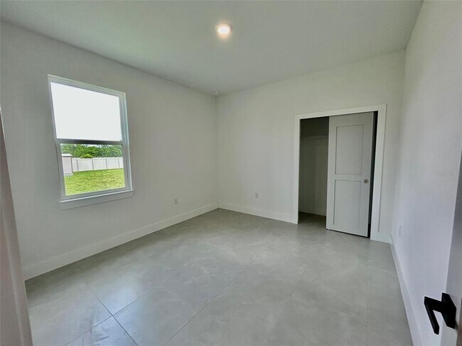 Building Photo - 8181 Tecumseh Cir