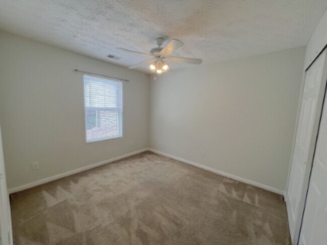 Building Photo - 158 Ellis Drive