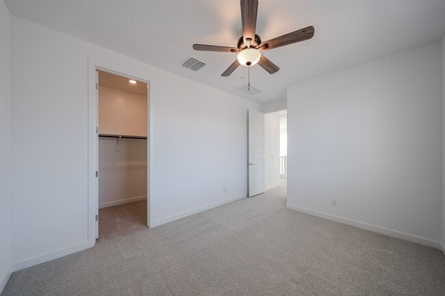 Building Photo - 4-Bedroom Home in Mystic at Lake Pleasant