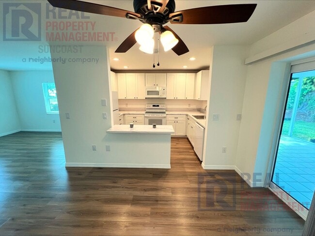 Building Photo - 2950 Pafko Dr