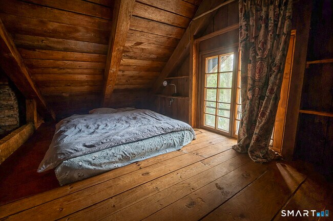 Building Photo - 45 Hoppen Rd