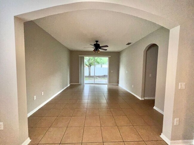 Building Photo - 9240 Black Hawk Ct