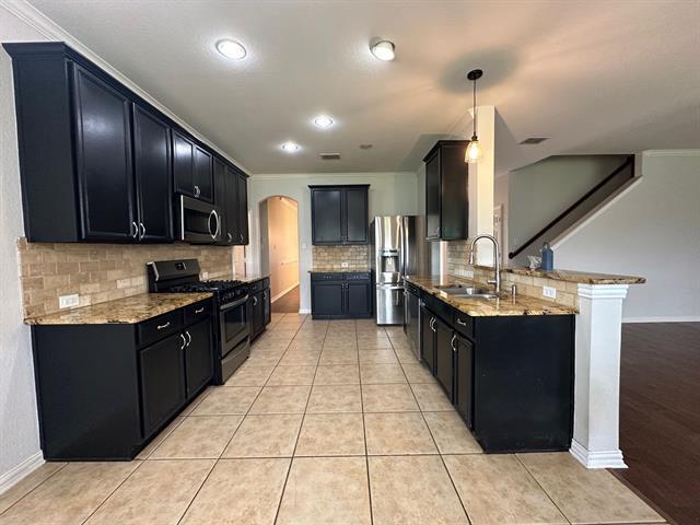 Building Photo - 404 Tarpan Trail