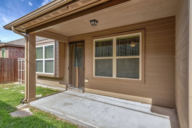 Building Photo - 4936 Lemon Grove Dr