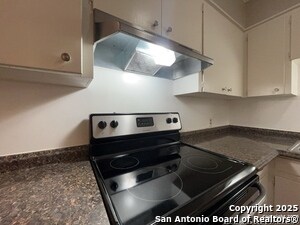 Building Photo - 311 E San Antonio Ave
