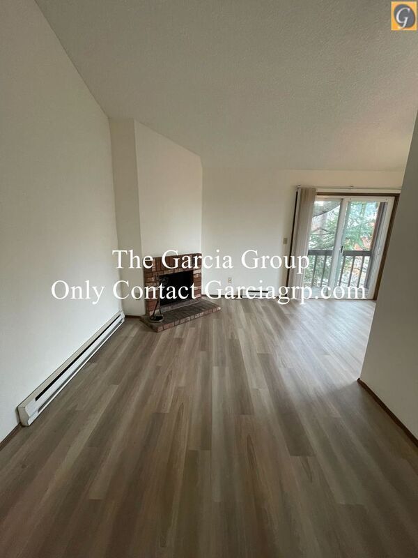 Building Photo - 3712 S Kelly Ave