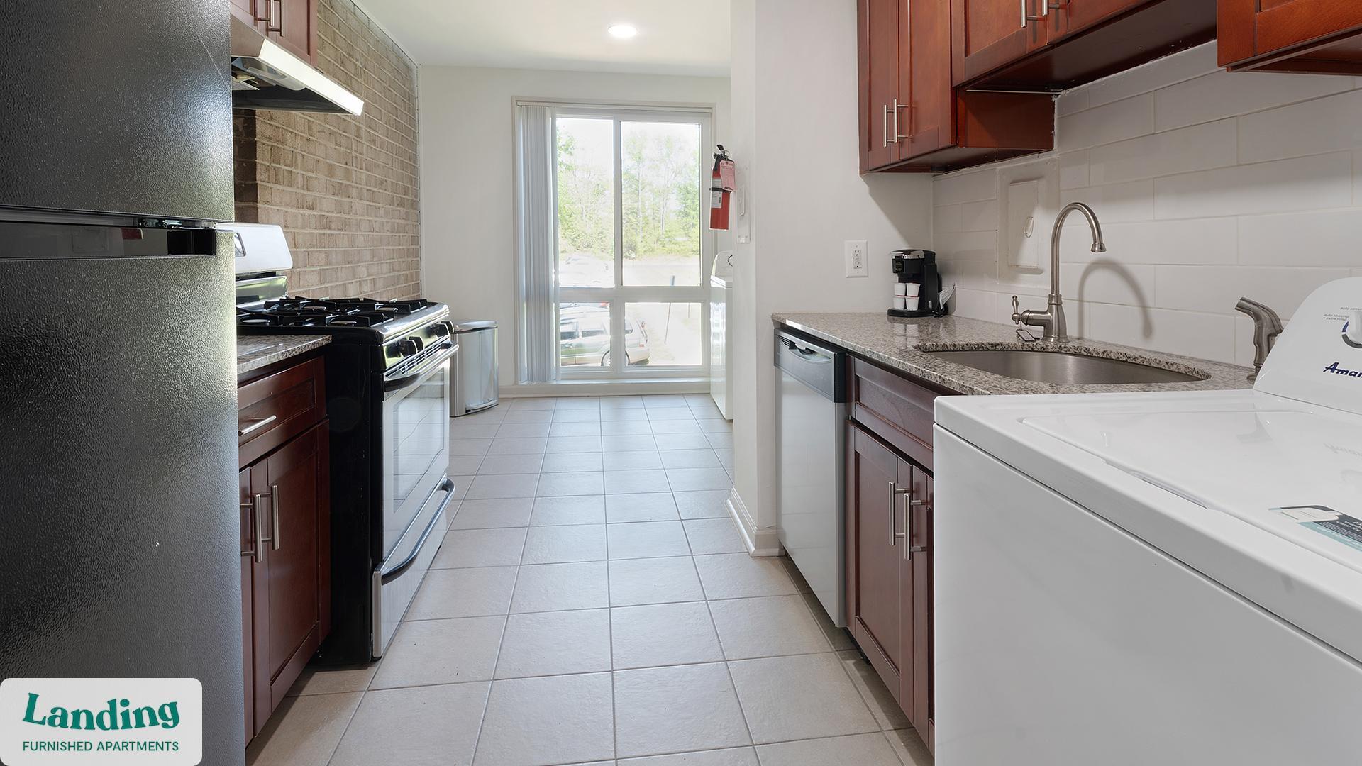Building Photo - 6220 Springhill Dr