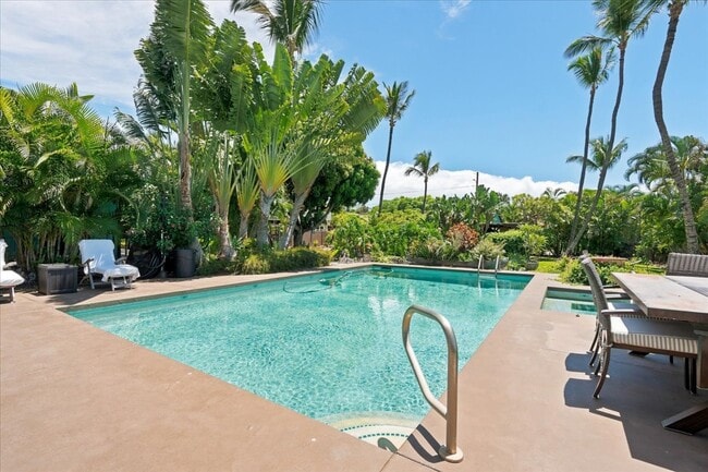 Building Photo - 3161 Mapu Dr