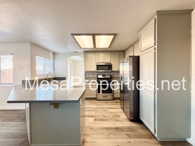 Building Photo - 16992 Lido Cir