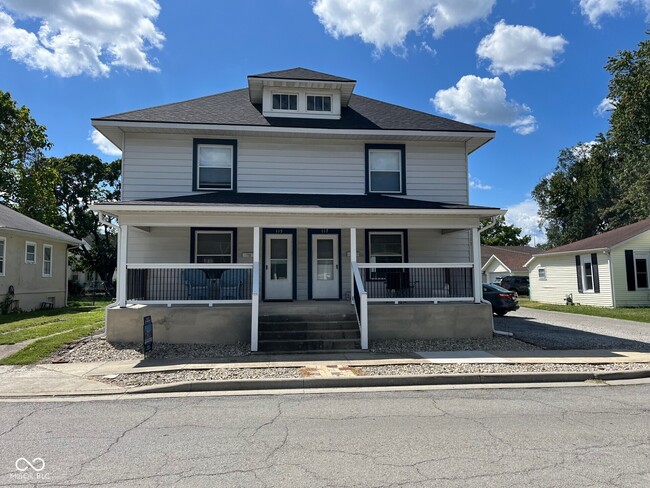 Primary Photo - 115 W Fordice St