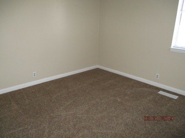 Building Photo - 621 Dover Rd