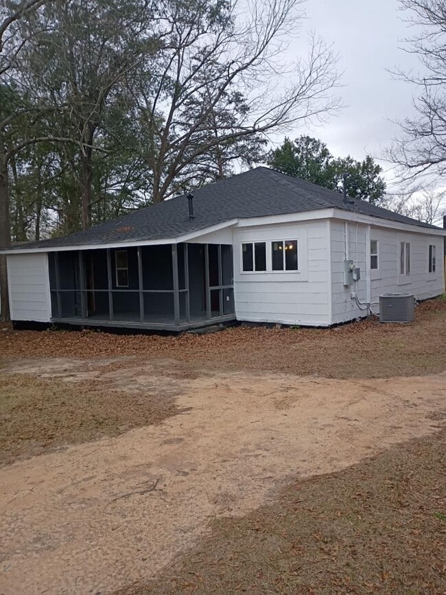 Building Photo - 1042 E Peachtree St