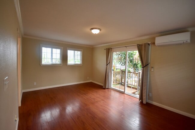 Building Photo - Large Kailua Studio - Utilities Included.  $2300/mo