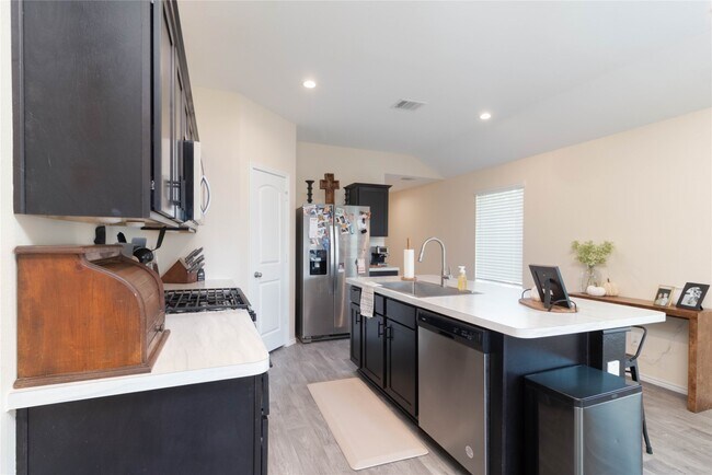 Building Photo - 14105 Upper Gardenia Ln