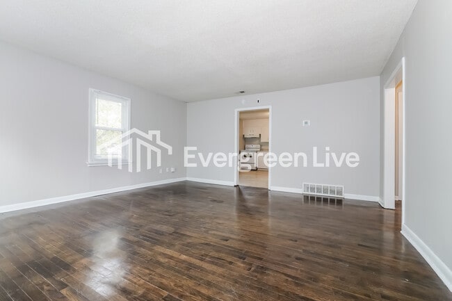 Building Photo - 319 S Hocker Ave